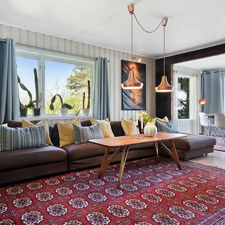 Holiday home Private House & By The Sea