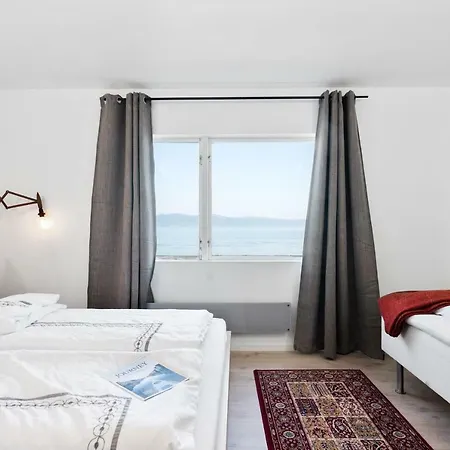 Private House & By The Sea Holiday home *