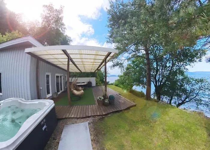 Private House & By The Sea