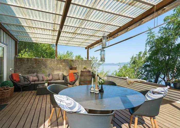 Private House & By The Sea Ferienhaus